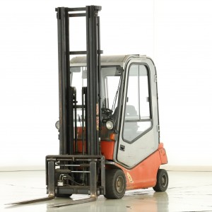 BT C-4-E-200 Electric forklift 2.00T 4.50M 2007 R172163