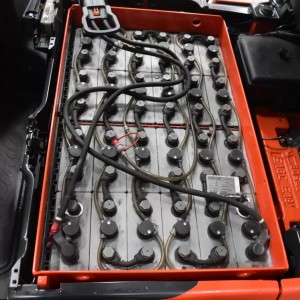 LINDE E 16 C - 02 Stivuitor electric 1.60T 3.04M 2017 T57271