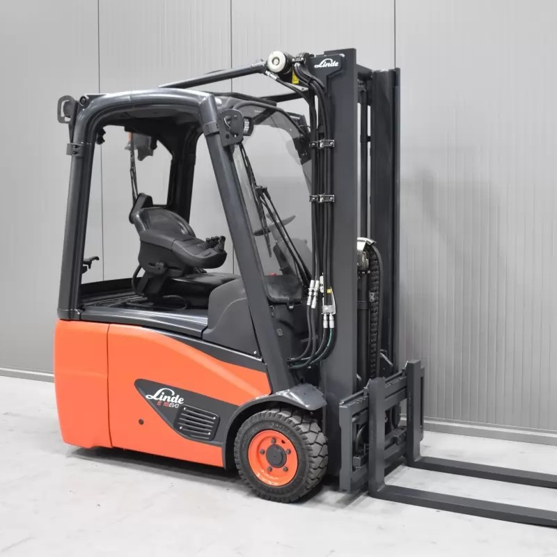 LINDE E 16 C - 02 Electric forklift 1.60T 3.04M 2017 V57299
