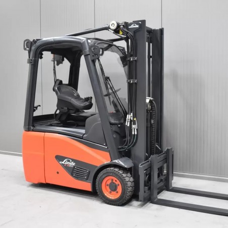 LINDE E 16 C - 02 Electric forklift 1.60T 3.04M 2017 V57299
