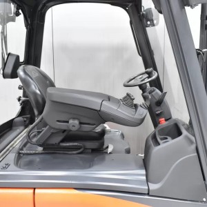LINDE E 16 C - 02 Electric forklift 1.60T 3.04M 2017 V57299