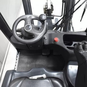 LINDE E 16 C - 02 Electric forklift 1.60T 3.04M 2017 V57299