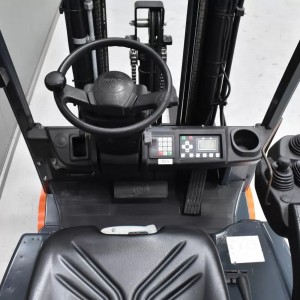 Toyota 8FBEK16T Electric forklift 1.60T 4.30M 2018 Q57632