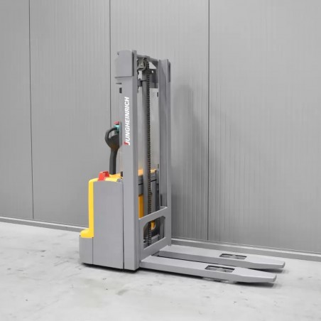 JUNGHEINRICH EJC 112 N Transpaleta electrica cu catarg 1.20T 2.90M 2018 P56097
