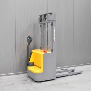 JUNGHEINRICH EJC 112 N Transpaleta electrica cu catarg 1.20T 2.90M 2018 P56097
