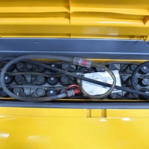 JUNGHEINRICH EJC 112 N Transpaleta electrica cu catarg 1.20T 2.90M 2018 P56097