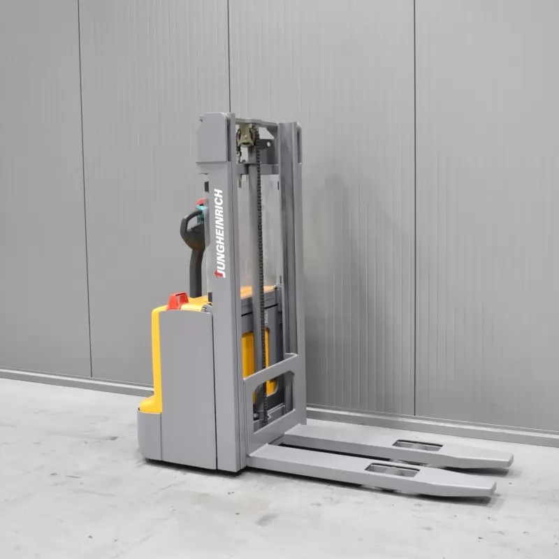 JUNGHEINRICH EJC 110 N Electric pallet truck with mast 1.00T 2.50M 2019 M56094