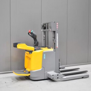 JUNGHEINRICH ERC 216B Transpaleta electrica cu catarg 1.60T 2.40M 2024 F56087