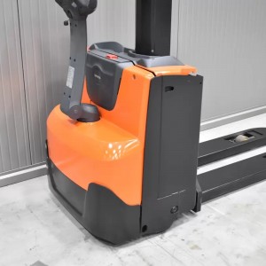 Toyota SWE 080L Electric pallet truck with mast 0.80T 1.58M 2020 V57221