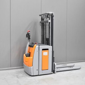 STILL EXV 16 Transpaleta electrica cu catarg 1.60T 4.26M 2019 L50113