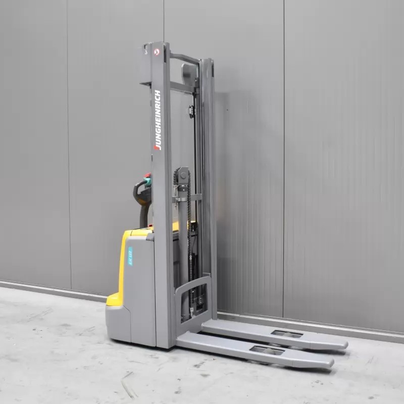 JUNGHEINRICH EJC 112 Electric pallet truck with mast 1.20T 3.60M 2016 S58050