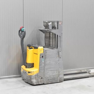 JUNGHEINRICH EJD 222 Electric pallet truck with mast 2.20T 2.01M 2021 M57680