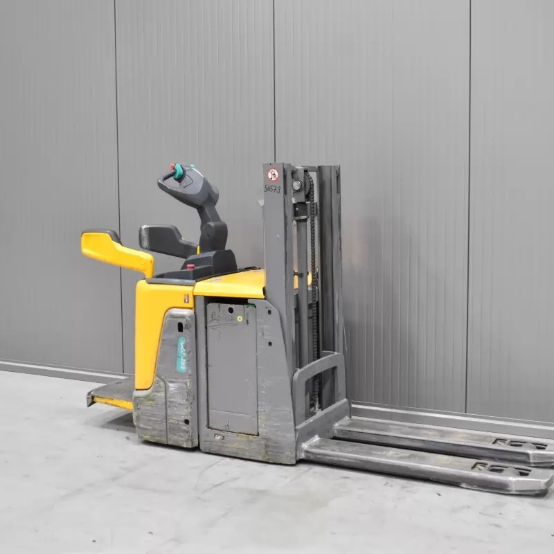 JUNGHEINRICH ERD 220 Electric pallet truck with mast 2.00T 2.01M 2021 X56573