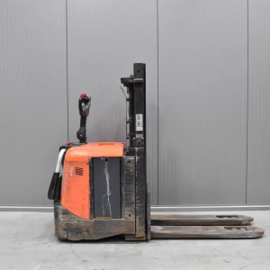 BT SPE 200D Transpaleta electrica cu catarg 1.00T 2.50M 2009 V55713