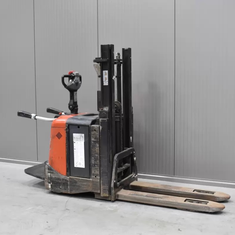BT SPE 200D Electric pallet truck with mast 1.00T 2.50M 2008 S55710