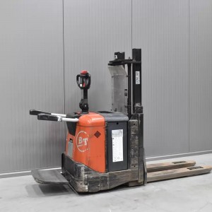 BT SPE 200D Electric pallet truck with mast 1.00T 2.50M 2008 S55710