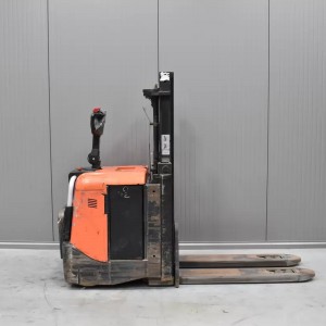 BT SPE 200D Electric pallet truck with mast 1.00T 2.50M 2009 R55709