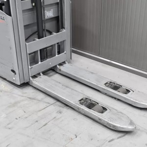 STILL EXV 12 I Transpaleta electrica cu catarg 1.20T 2.50M 2020 Z57927