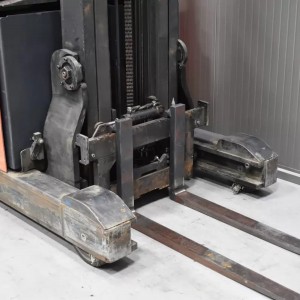 Toyota RRE 160 CC Reach Truck 1.60T 9.50M 2017 Q54564