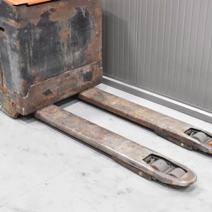 Toyota LWE160 Electric pallet truck 1.60T 0.20M 2017 M57602