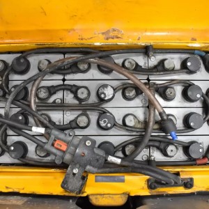 JUNGHEINRICH EJE 225 Transpaleta electrica  2.50T 0.20M 2018 K50476