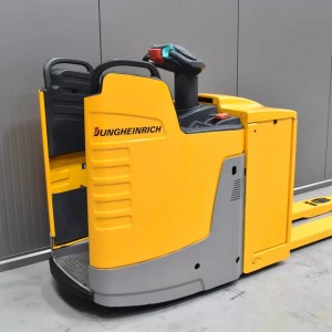 JUNGHEINRICH ERE 225 F.P. Transpaleta electrica  2.50T 0.20M 2016 O51520