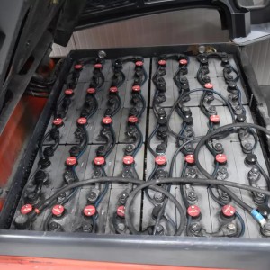LINDE E 30 L - 01 Stivuitor electric 3.00T 4.49M 2016 W57664