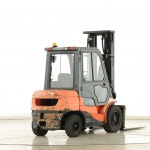 Toyota 62-7-FDF-30 Stivuitor diesel 3.00T 5.50M 2007 R176947