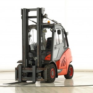 LINDE H-45-T-02 (394) Stivuitor GPL 4.50T 4.10M 2021 Z176903
