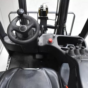 LINDE E 12 - 02 Stivuitor electric 1.20T 3.14M 2015 E57646