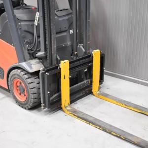 LINDE E 16 C - 01 Stivuitor electric 1.60T 3.15M 2013 F57647