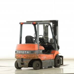 Toyota 7-FB-25 Electric forklift 2.50T 4.70M 2002 L177123