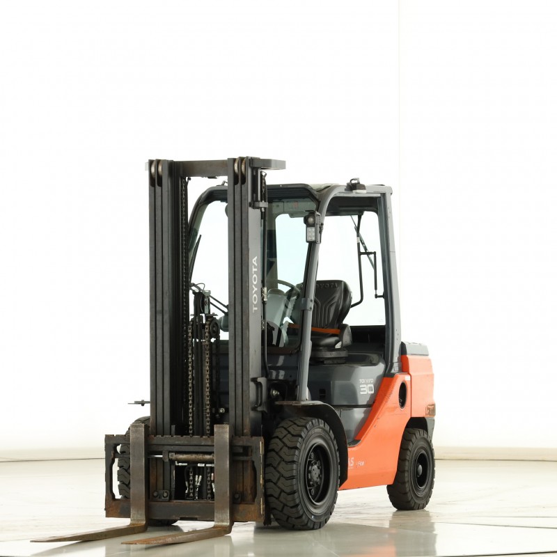 Toyota 52-8-FDF-30 Diesel forklift 3.00T 4.70M 2021 Q176972
