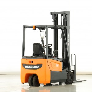 DOOSAN B-15-T-7 Electric forklift 1.50T 4.00M 2021 Y176928