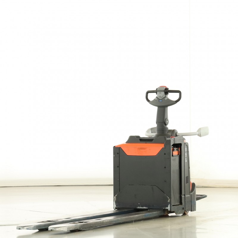 BT LPE-200 Electric pallet truck 2.00T 2016 F177403