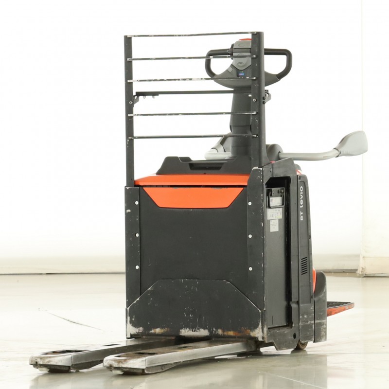 BT LPE-200 Electric pallet truck 2.00T 2015 D177401
