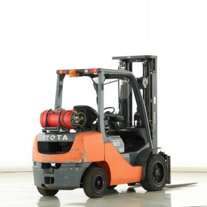 Toyota 02-8-FGF-30 Stivuitor GPL 3.00T 5.00M 2012 B177087