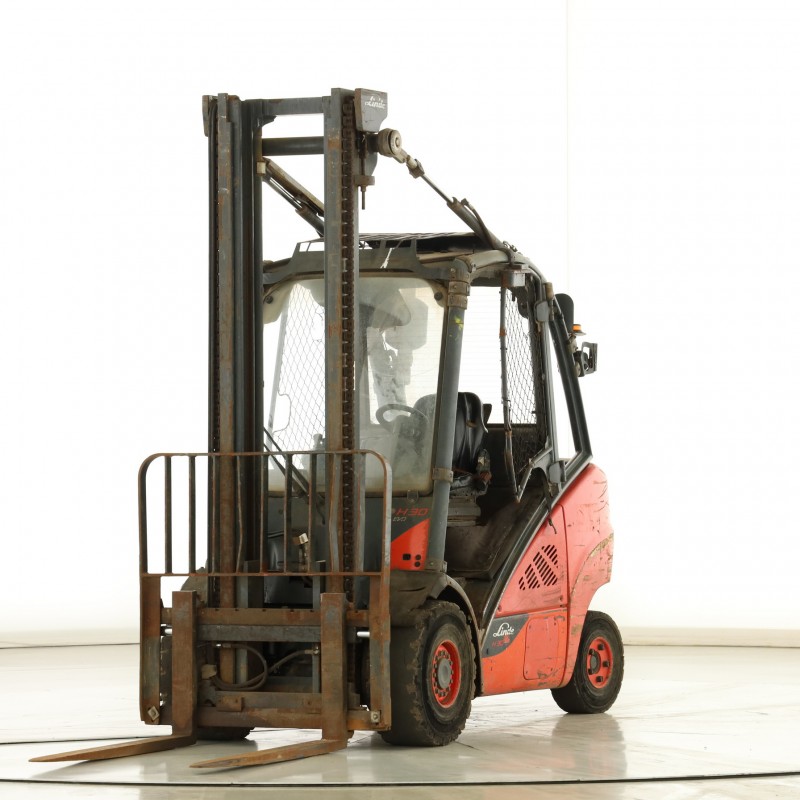 LINDE H-30-D-02 (393) Diesel forklift 3.00T 4.35M 2019 W177056