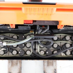 BT LWE-140 Transpaleta electrica  1.40T 2016 Q177414