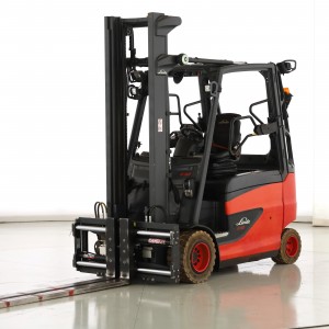 LINDE E-30-HL-02-600 (387) Stivuitor electric 3.00T 4.19M 2020 V172193