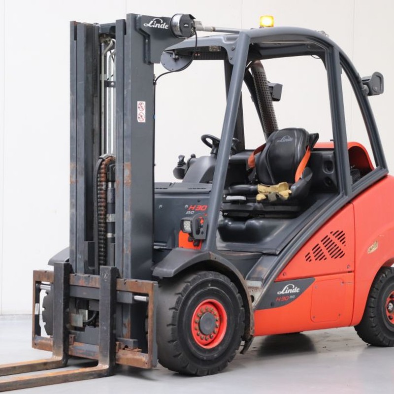 LINDE H30T-02 Stivuitor GPL 3.00T 4.65M 2019 COG02