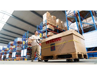 EP F4 Transpaleta electrica 1.5T Promotie - 4.390 LEI