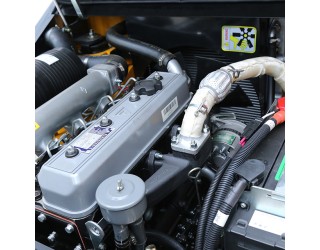 Дизелов мотокар Un-forklift FD35T