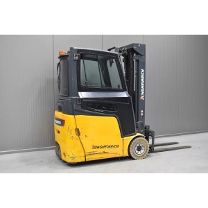 Jungheinrich EFG 215 Stivuitor electric 1.45T 5.00M 2014  S53543