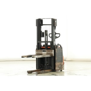 Toyota SWE-160 Електрически палетни колички с мачта 1.60T 2.50M 2018  Y172099