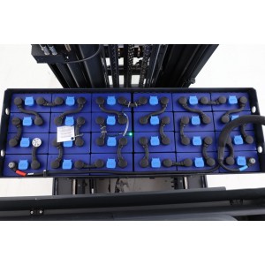 Linde R-14-01 Reach Truck 1.40T 7.96M 2020  V166721